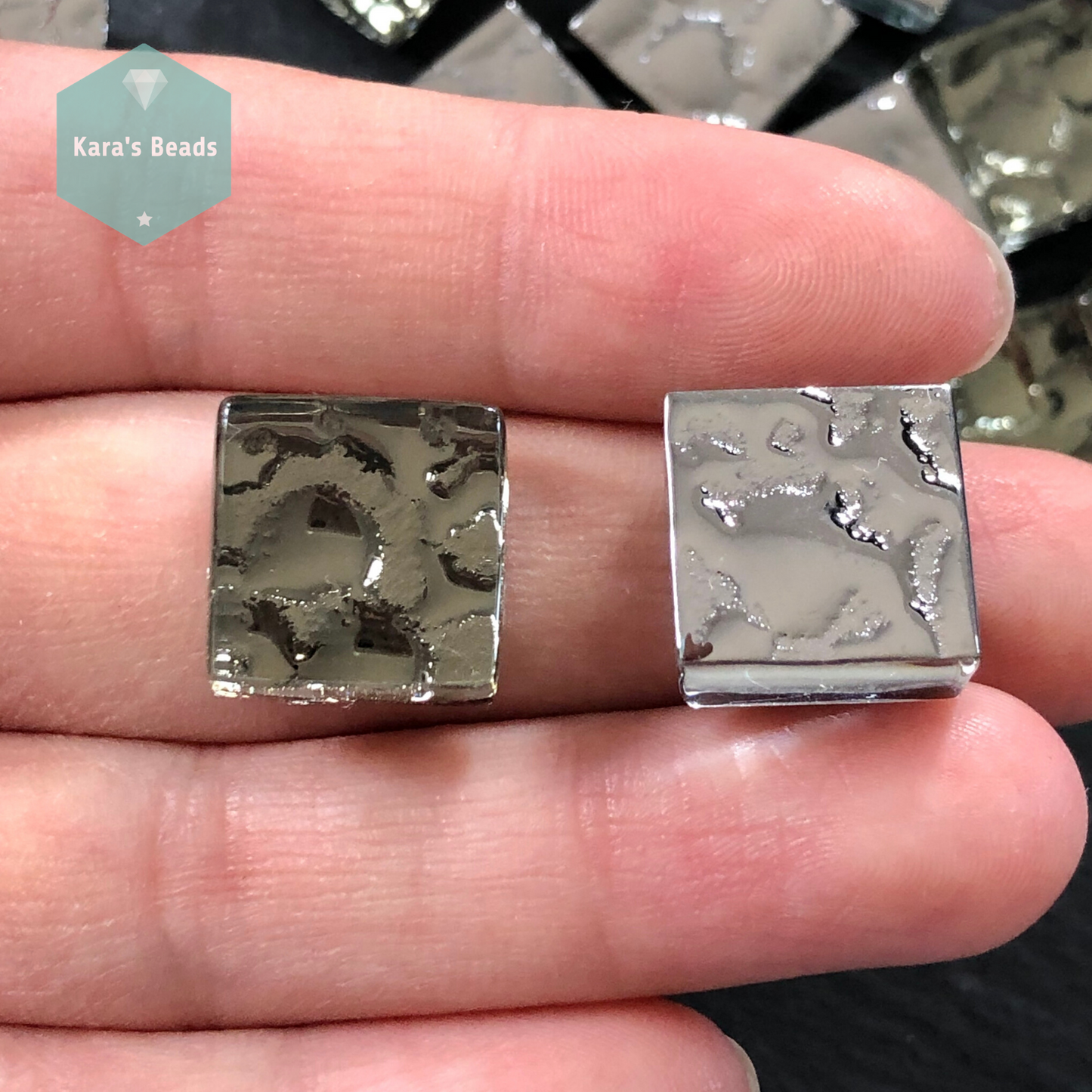 15x15 mm Double Sided Tile Liquid Metal 1 pc