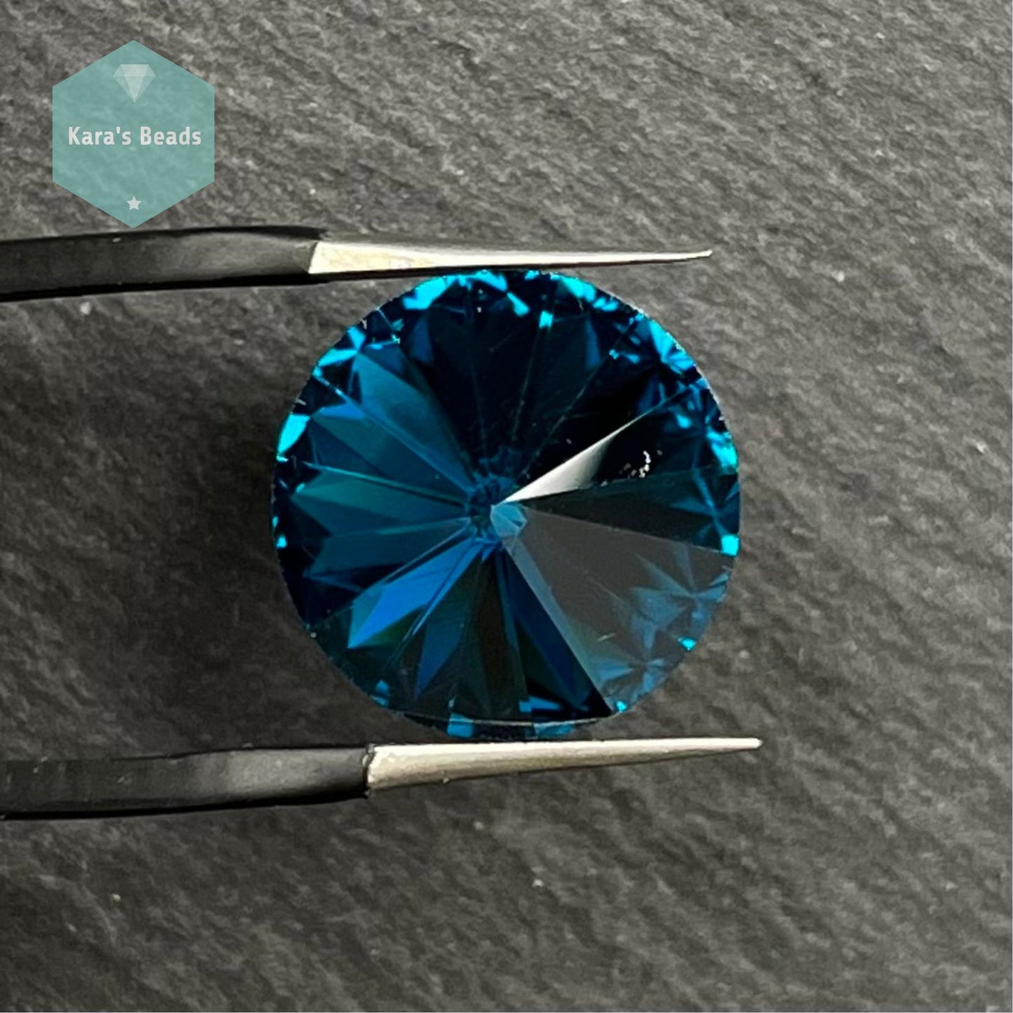 14mm Rivoli Capri Blue 1 pc