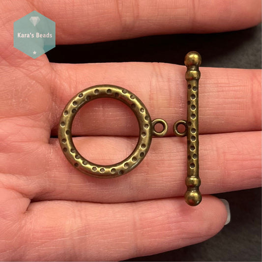 Spotted Toggle Clasp Bronze 1 pc